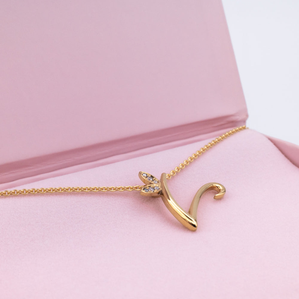 Alato V Initial Necklace