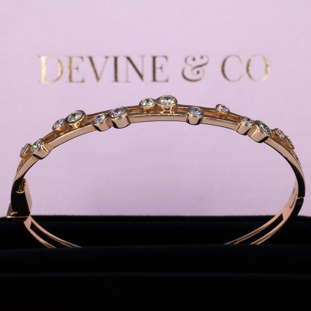 Seda Diamond Bangle